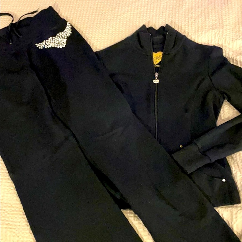 BEBE sport sweat suit – super cute